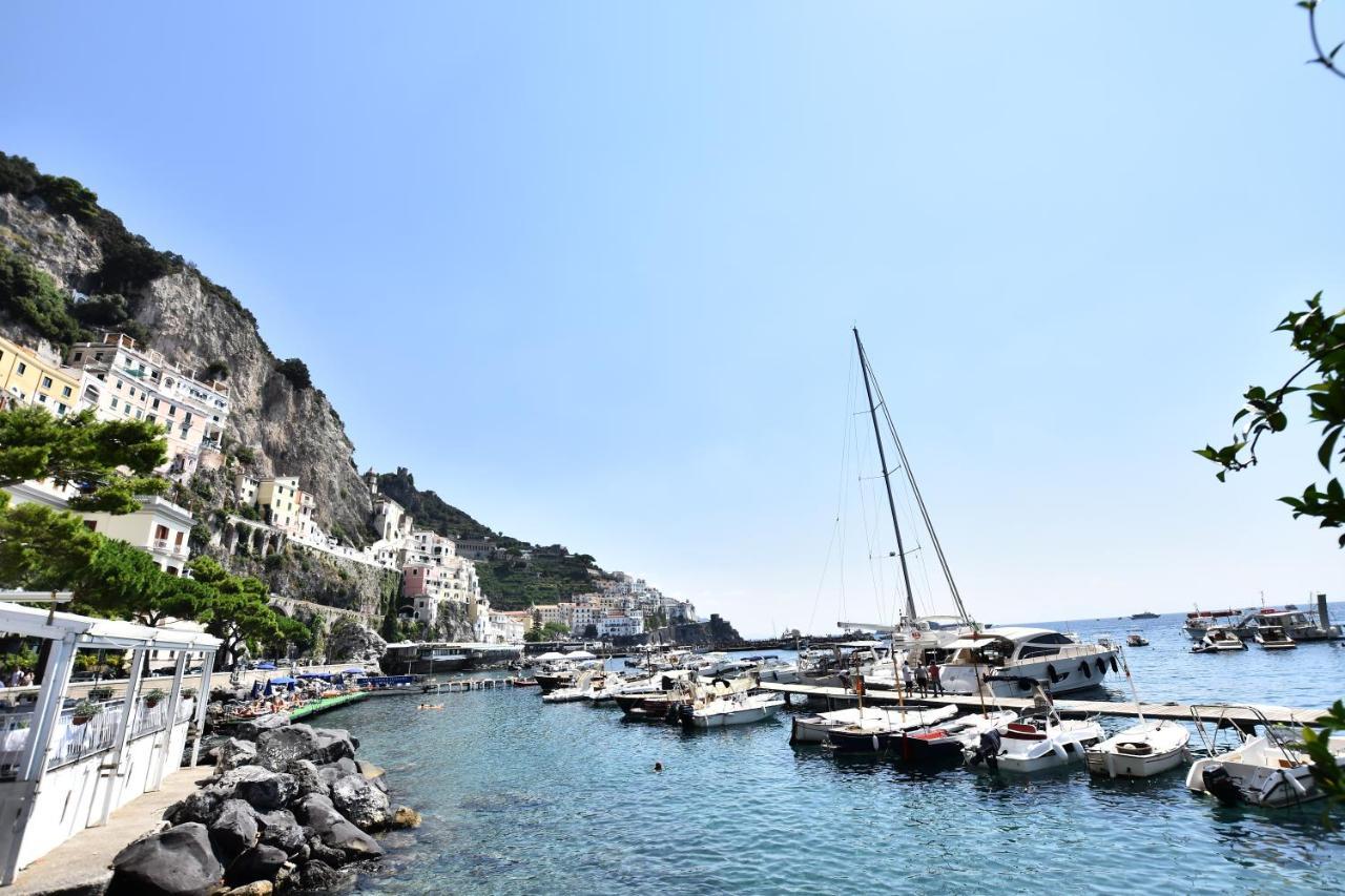 Chiostro 2.0 Apartment Amalfi Luaran gambar