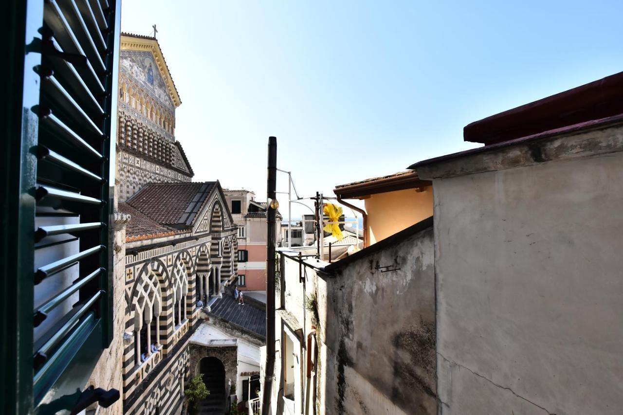 Chiostro 2.0 Apartment Amalfi Luaran gambar