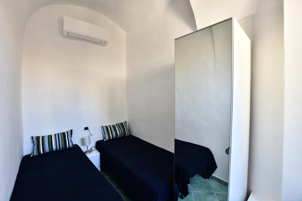 Chiostro 2.0 Apartment Amalfi Luaran gambar